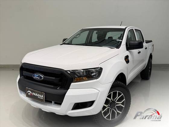 FORD RANGER 3.2 XL 4X4 CD 20V DIESEL 4P AUTOMÁTICO FORD RANGER 3.2 XL 4X4 CD 20V DIESEL 4P AUTOMÁTICO